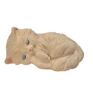 Vintage White Kitten/Cat Figurine Sleeping Decor